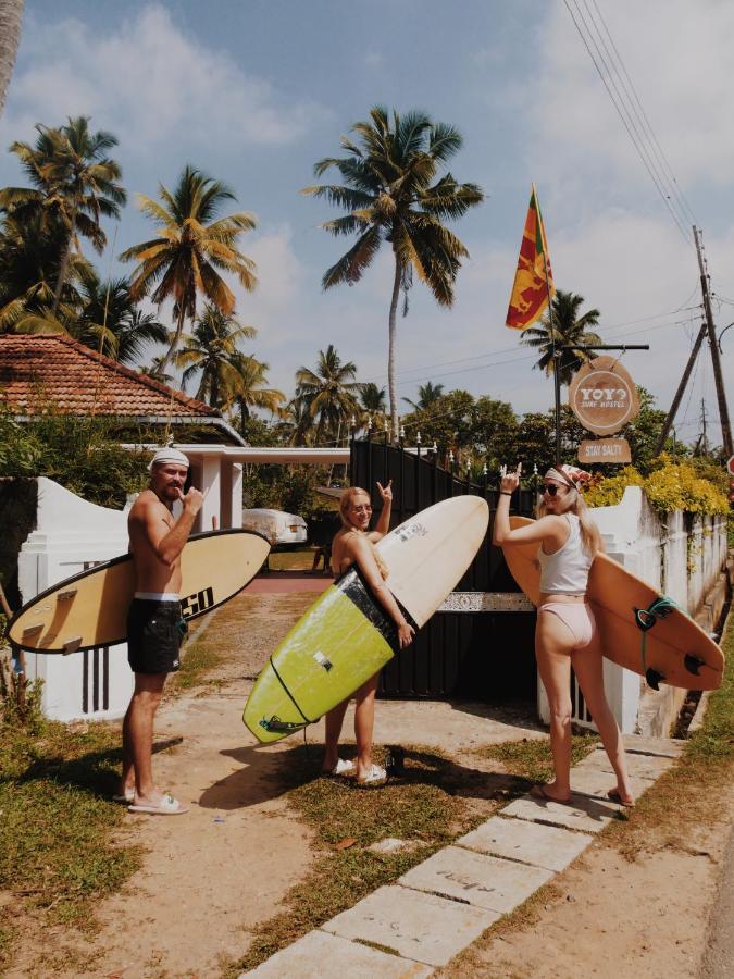 Yoyo Surf Hostel Ahangama Exterior photo